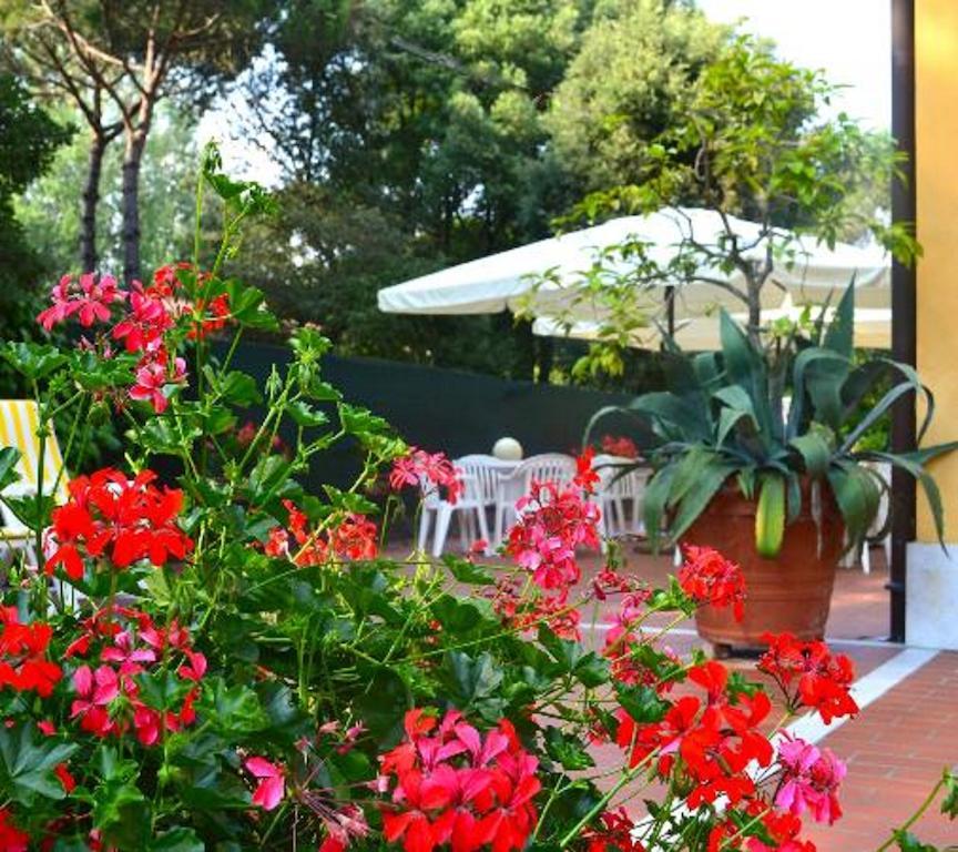 Hotel Fiorisella Marina di Massa