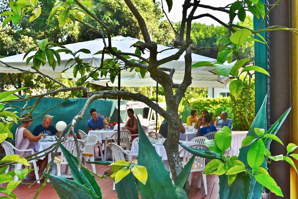 Hotel Fiorisella Marina di Massa